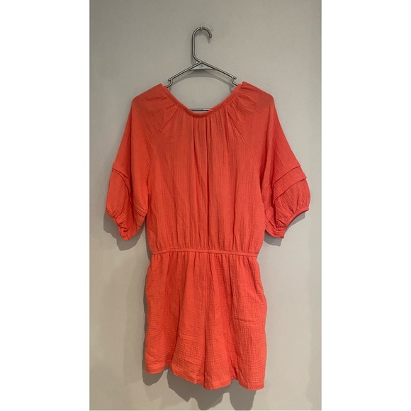 Women’s ‘Knox Rose’ romper - Picture 2 of 5